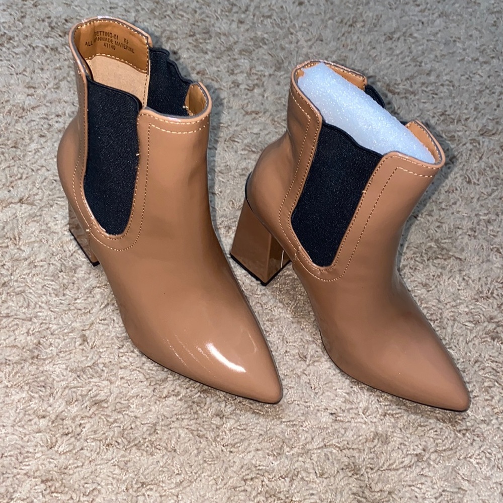 Brand New Never Worn!! Setting Booties